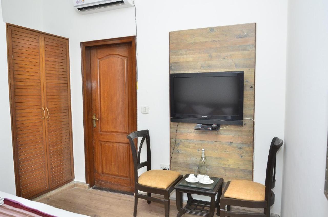 Ddr Hotel Residency Gurgaon Eksteriør billede