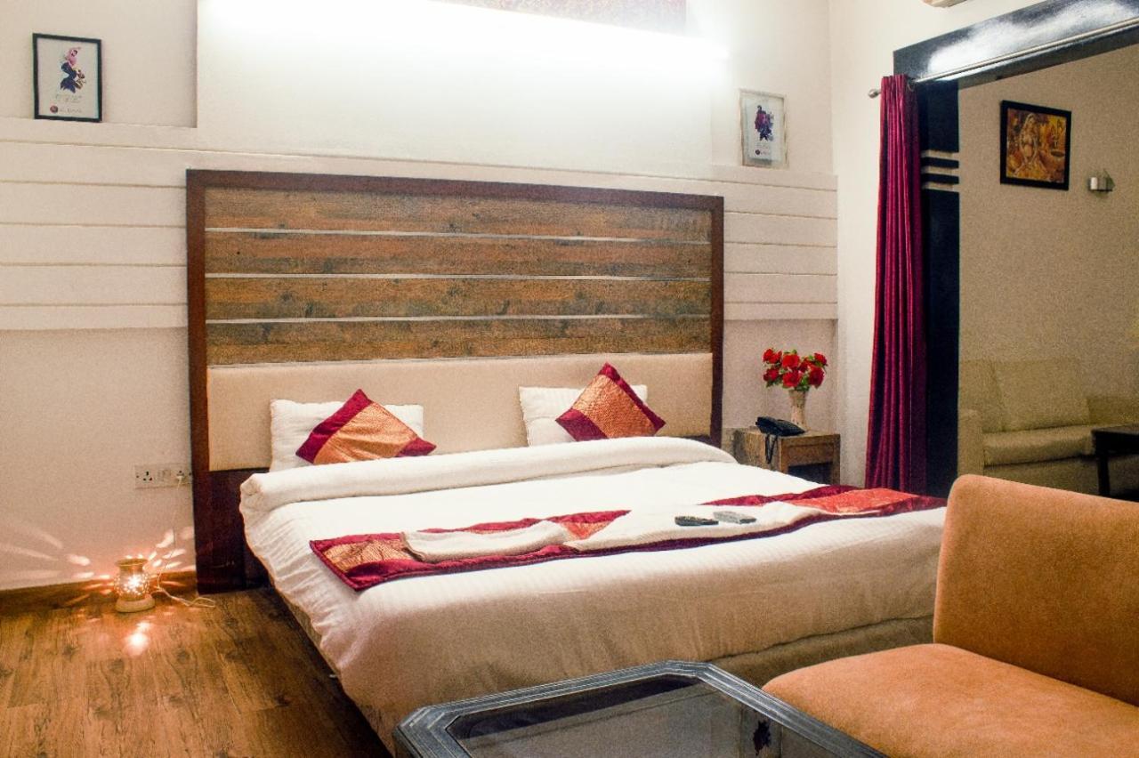 Ddr Hotel Residency Gurgaon Eksteriør billede