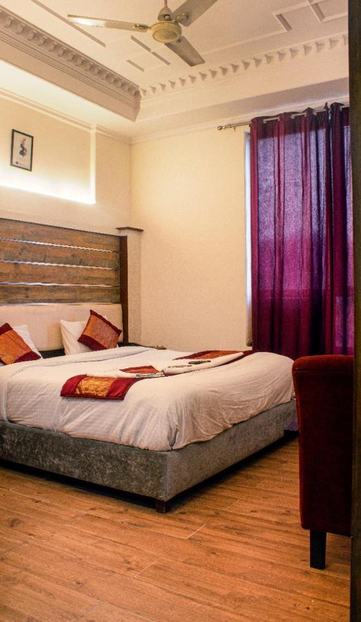 Ddr Hotel Residency Gurgaon Eksteriør billede