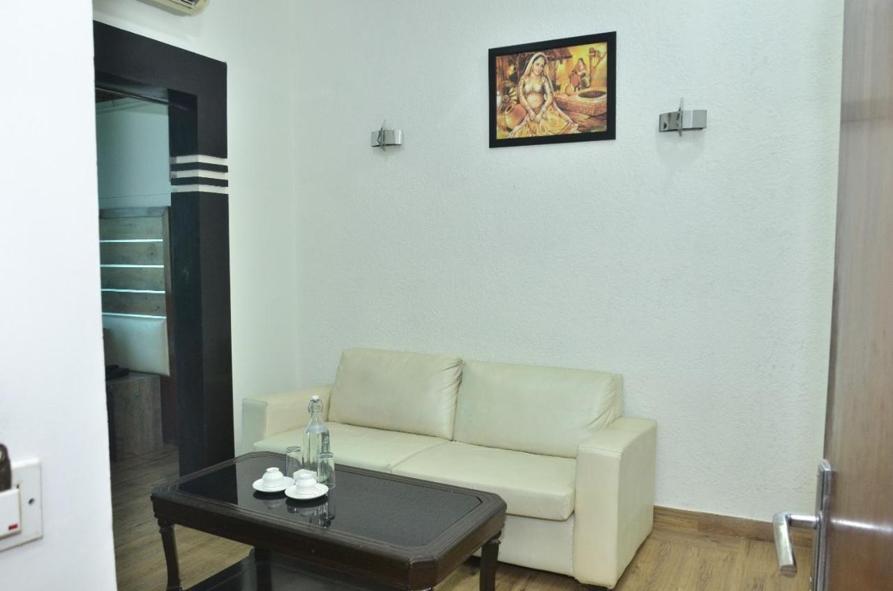 Ddr Hotel Residency Gurgaon Eksteriør billede