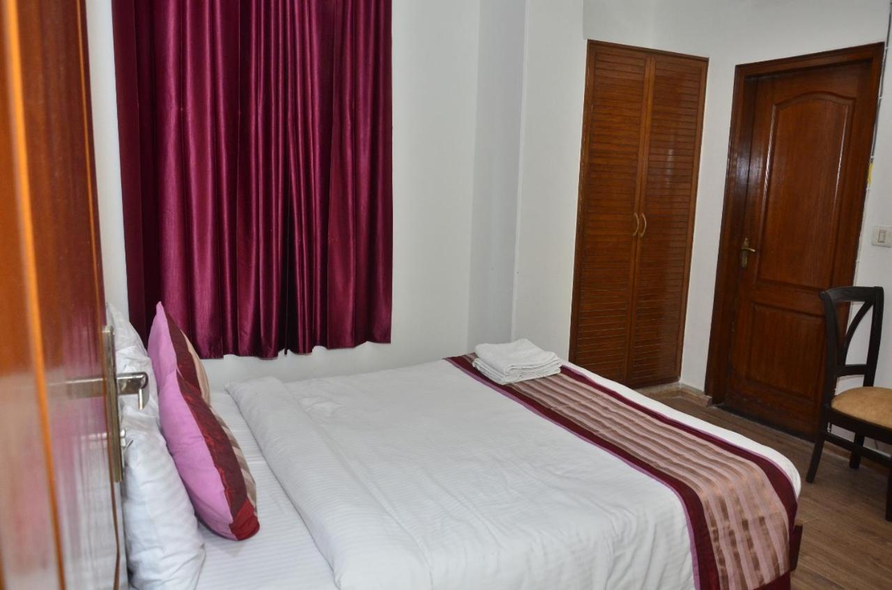 Ddr Hotel Residency Gurgaon Eksteriør billede